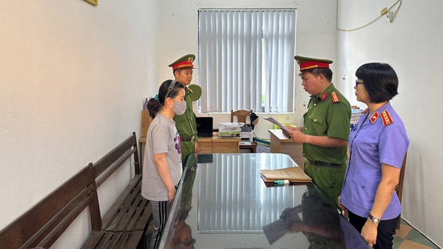 "Nổ" chồng làm chỉ huy trưởng công trình, lừa đảo nhiều người làm "sân sau" vật tư