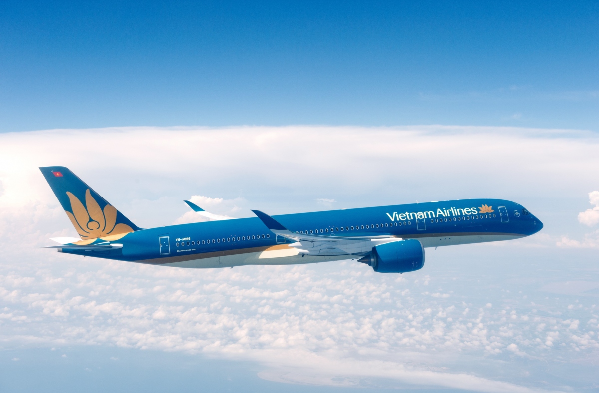 Vietnam Airlines điều chỉnh kế hoạch bay lần 2 do ảnh hưởng của bão Doksuri