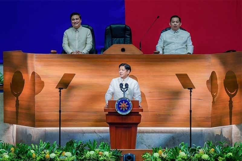 Tổng thống Philippines đọc Thông điệp Quốc gia