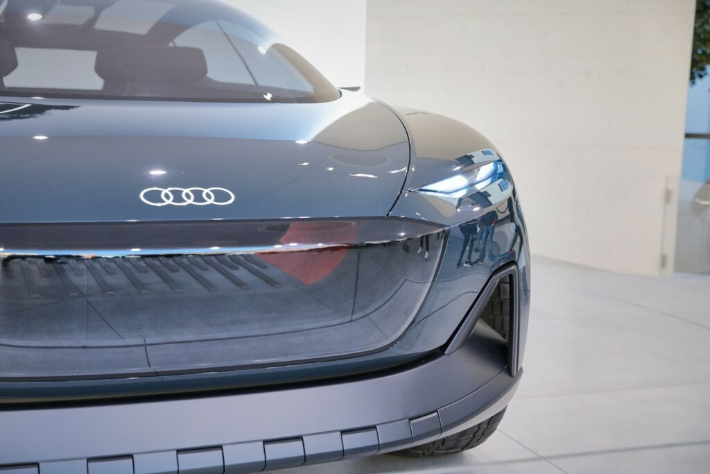 https_www.carscoops.com_wp-content_uploads_2023_09_audi-activesphere-concept-carscoops-905-19-1024x683.jpg