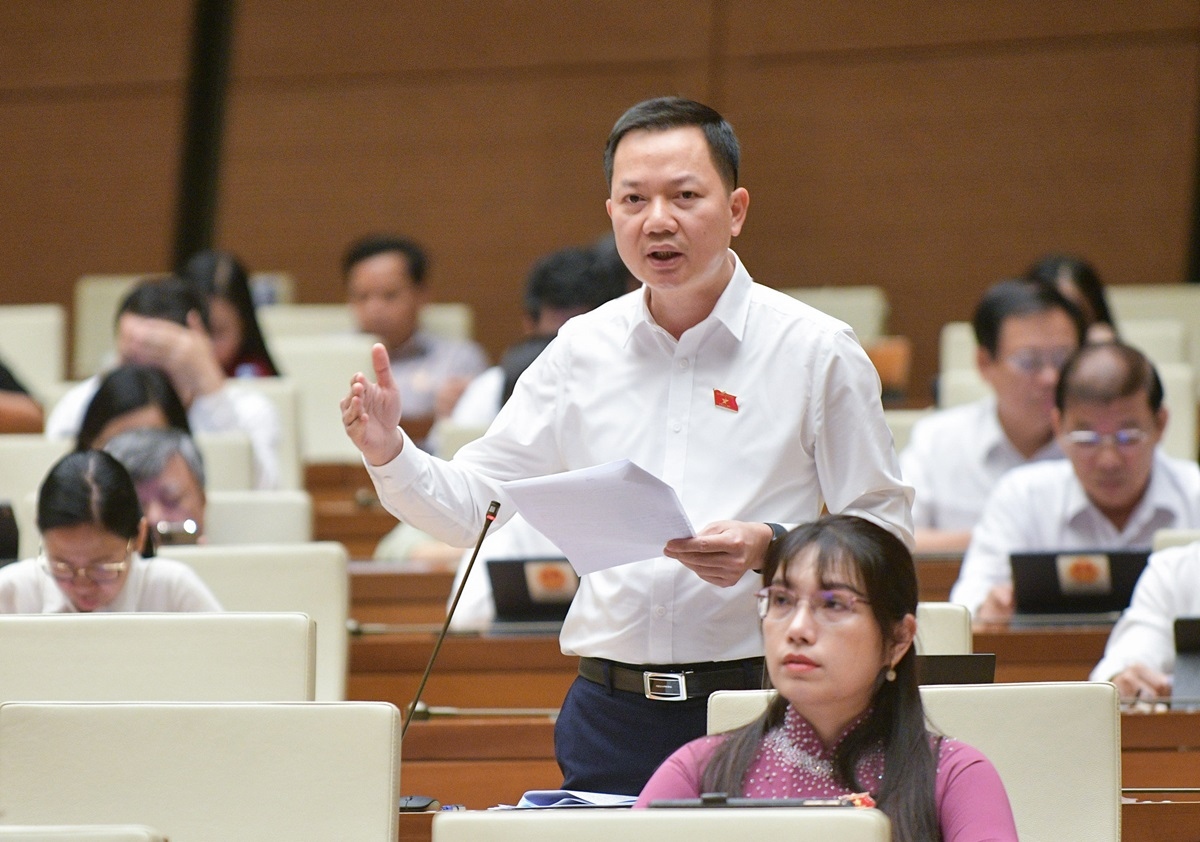 Hành vi thao túng thị trường bất động sản nguy hiểm không kém gì chứng khoán