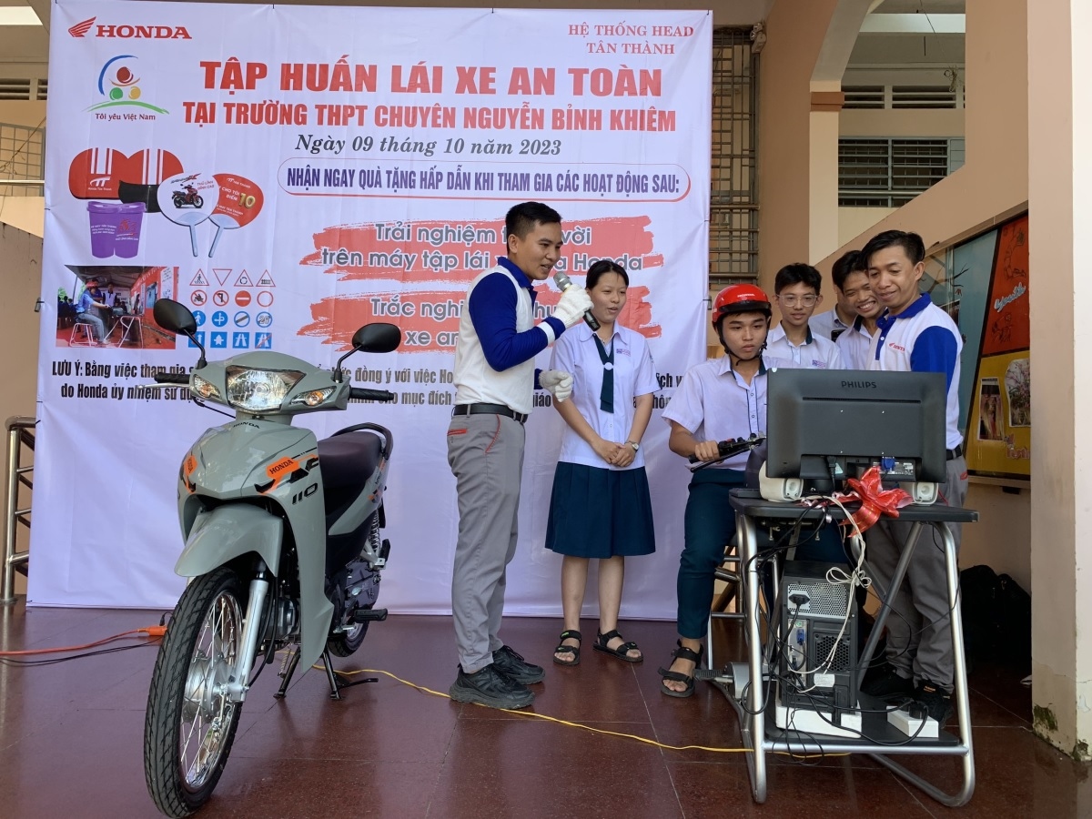 Honda Việt Nam tuyên dương các HEAD xuất sắc trong đào tạo An toàn giao thông