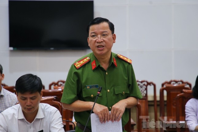 Đường dây dùng giấy tờ giả đăng ký xe máy ở Tiền Giang: Khởi tố 23 người