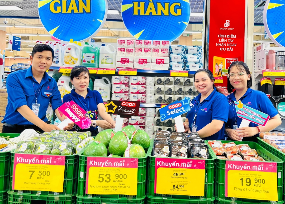 Hàng nhãn riêng Co.op "xanh" hút khách hàng