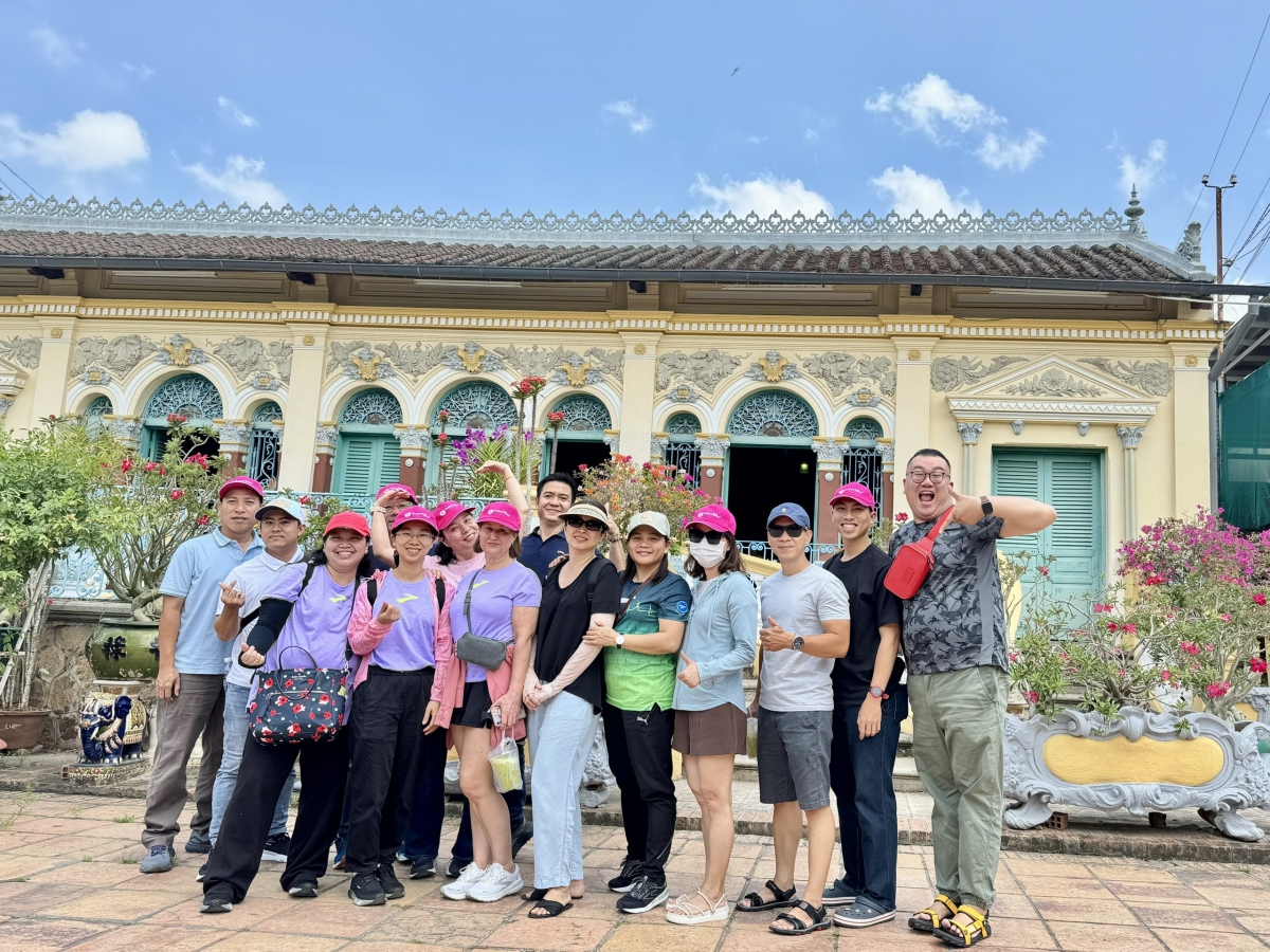 TP.HCM “cháy vé” tour Điện Biên Phủ