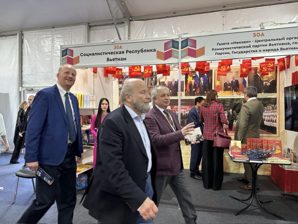 Khai mạc Hội chợ sách quốc tế tại Liên bang Nga