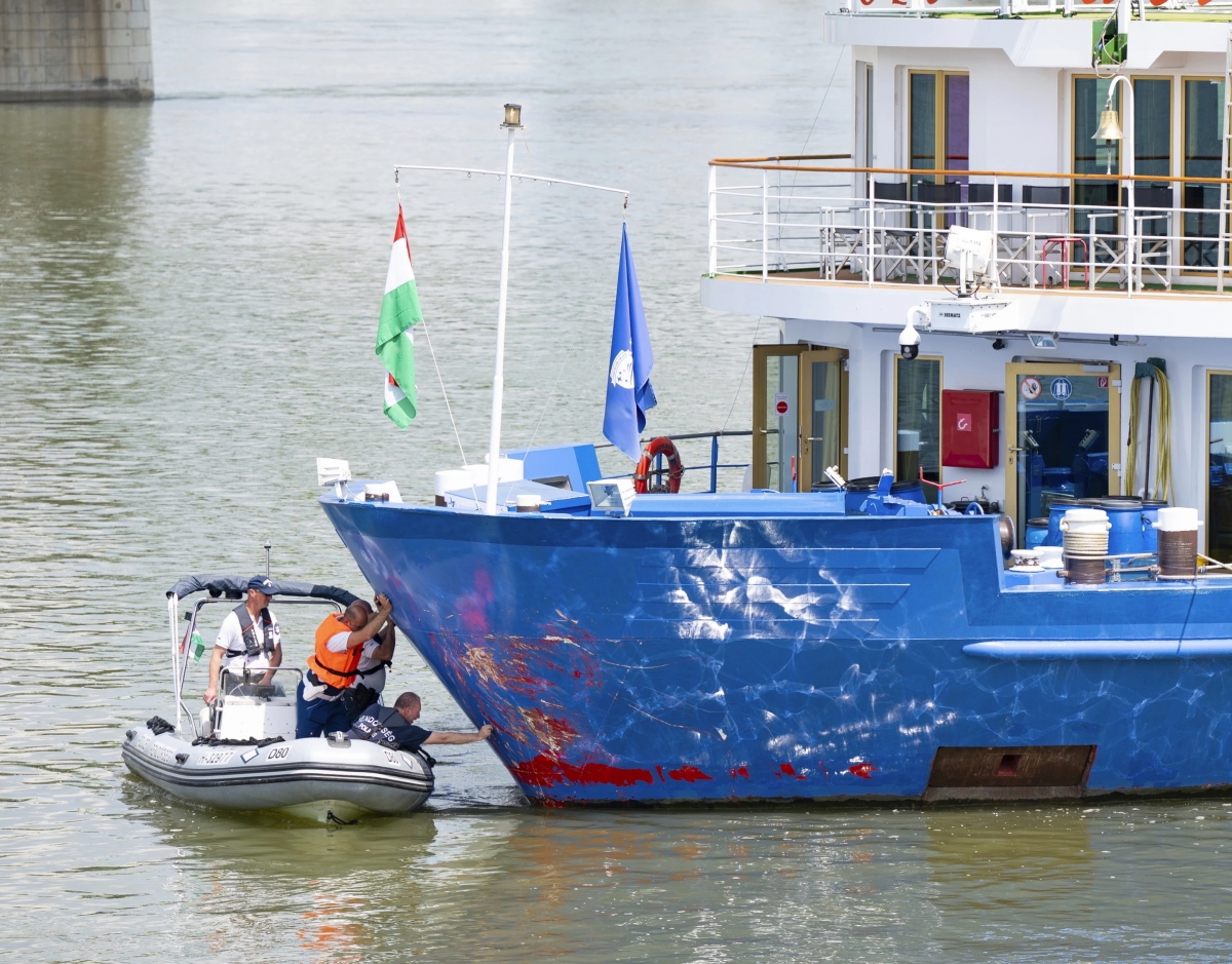 Ít nhất 2 người chết và 5 người mất tích sau vụ va chạm thuyền trên sông Danube