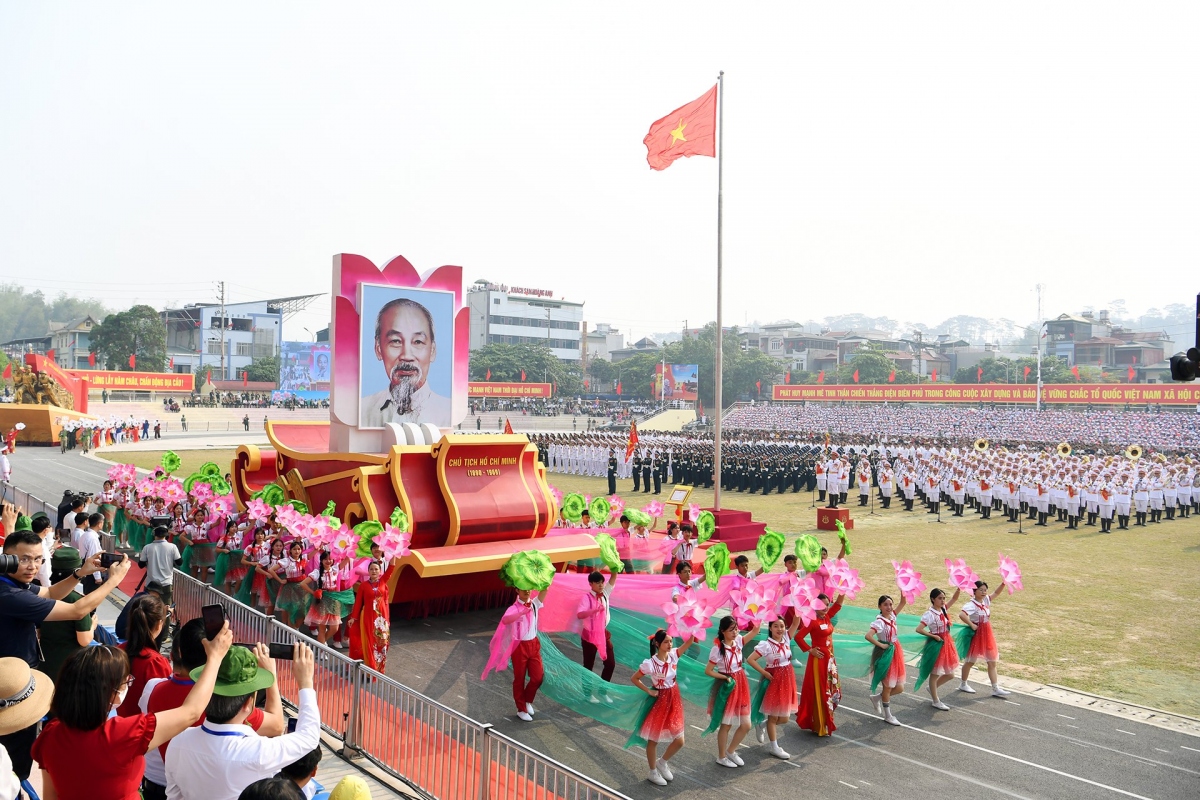 Hừng hực khí thế, sẵn sàng cho Lễ kỷ niệm 70 năm Chiến thắng Điện Biên Phủ