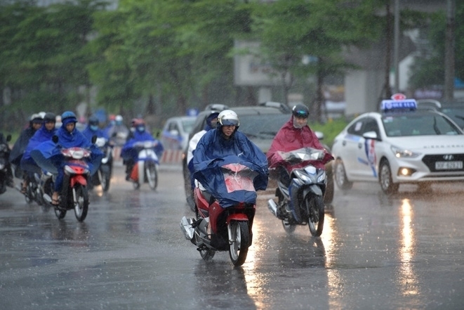 Thời tiết hôm nay 15/5: Hà Nội có mưa rào và dông vài nơi về đêm, ngày nắng