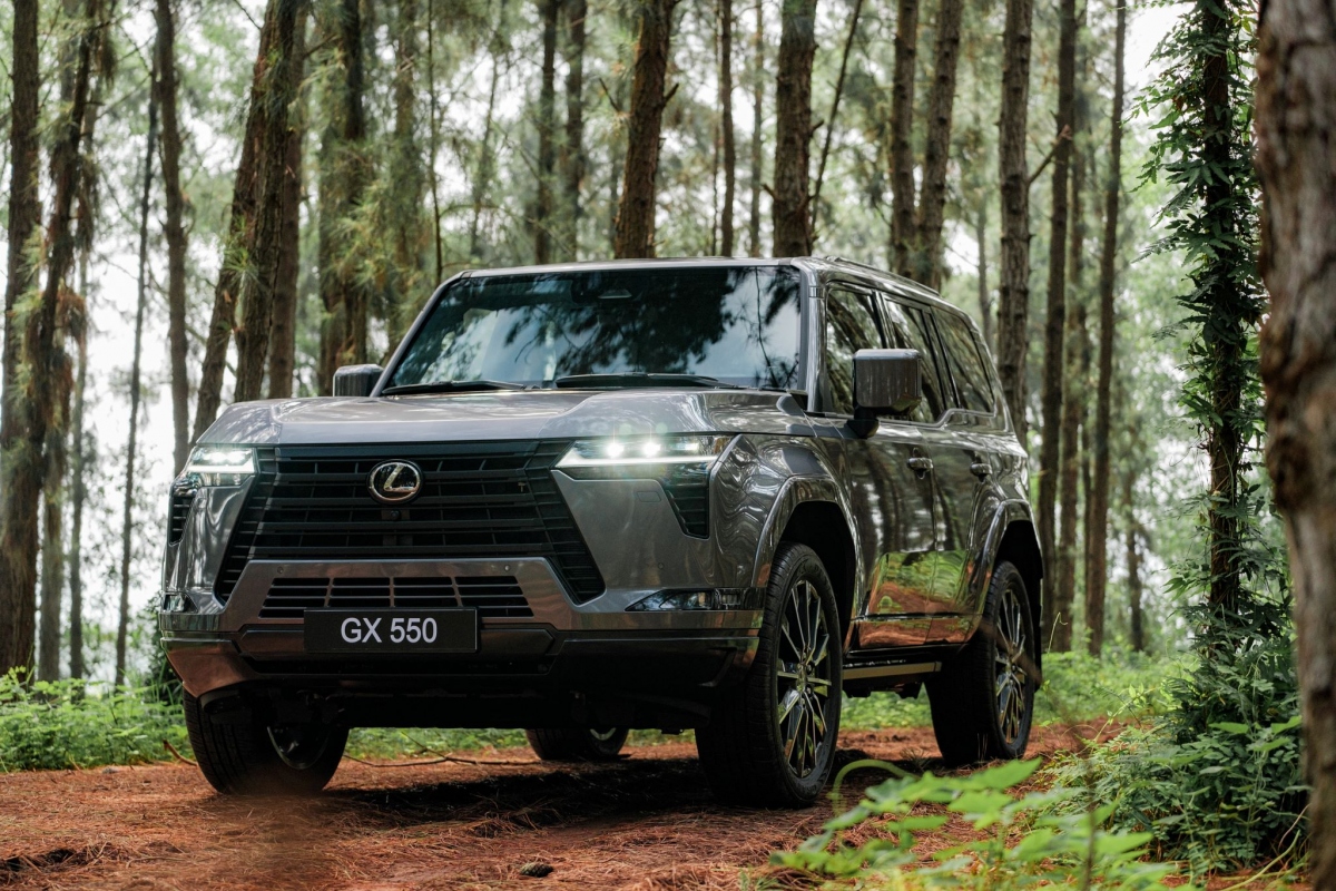 Lexus GX 2024 hoàn toàn mới chính thức ra mắt tại Việt Nam