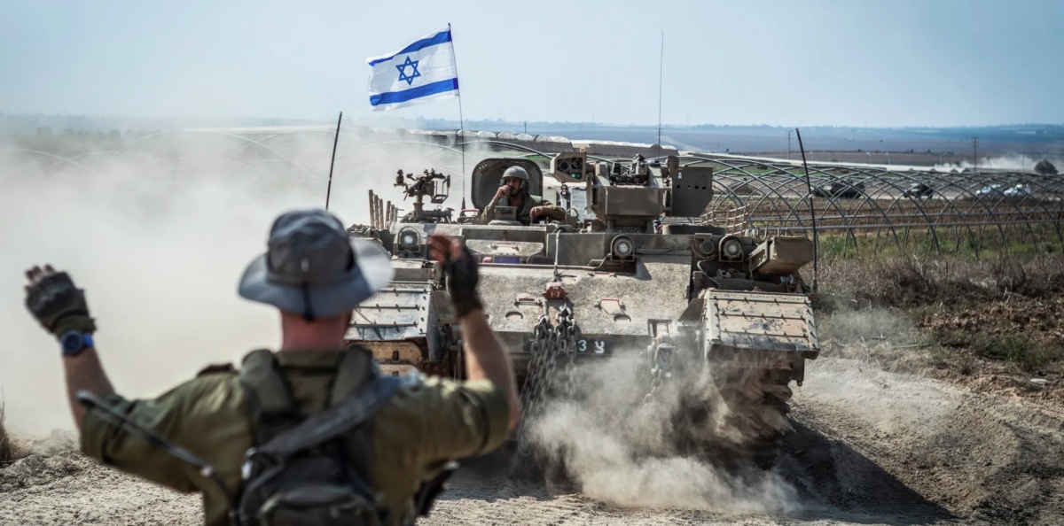 Israel dồn dập nã đạn vào Rafah, yểm hộ xe tăng tiến về phía Tây