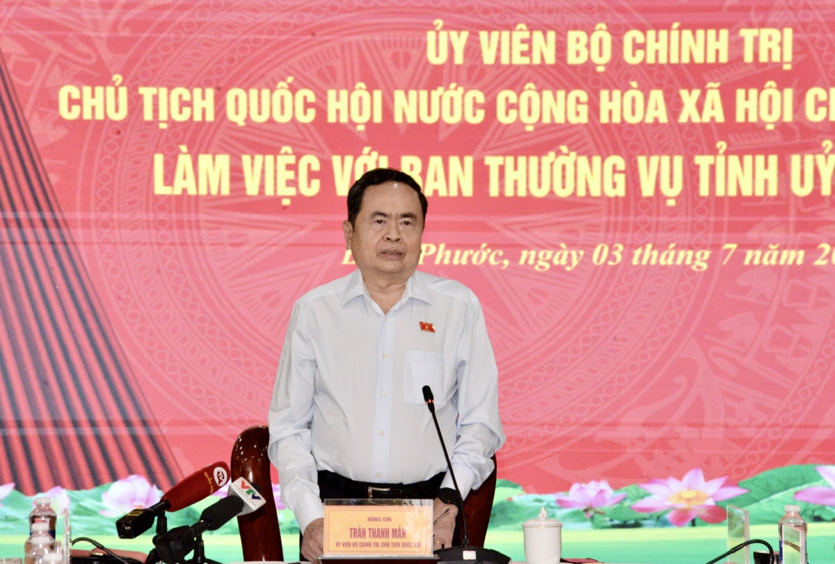 Chủ tịch Quốc hội làm việc với Ban Thường vụ tỉnh ủy Bình Phước