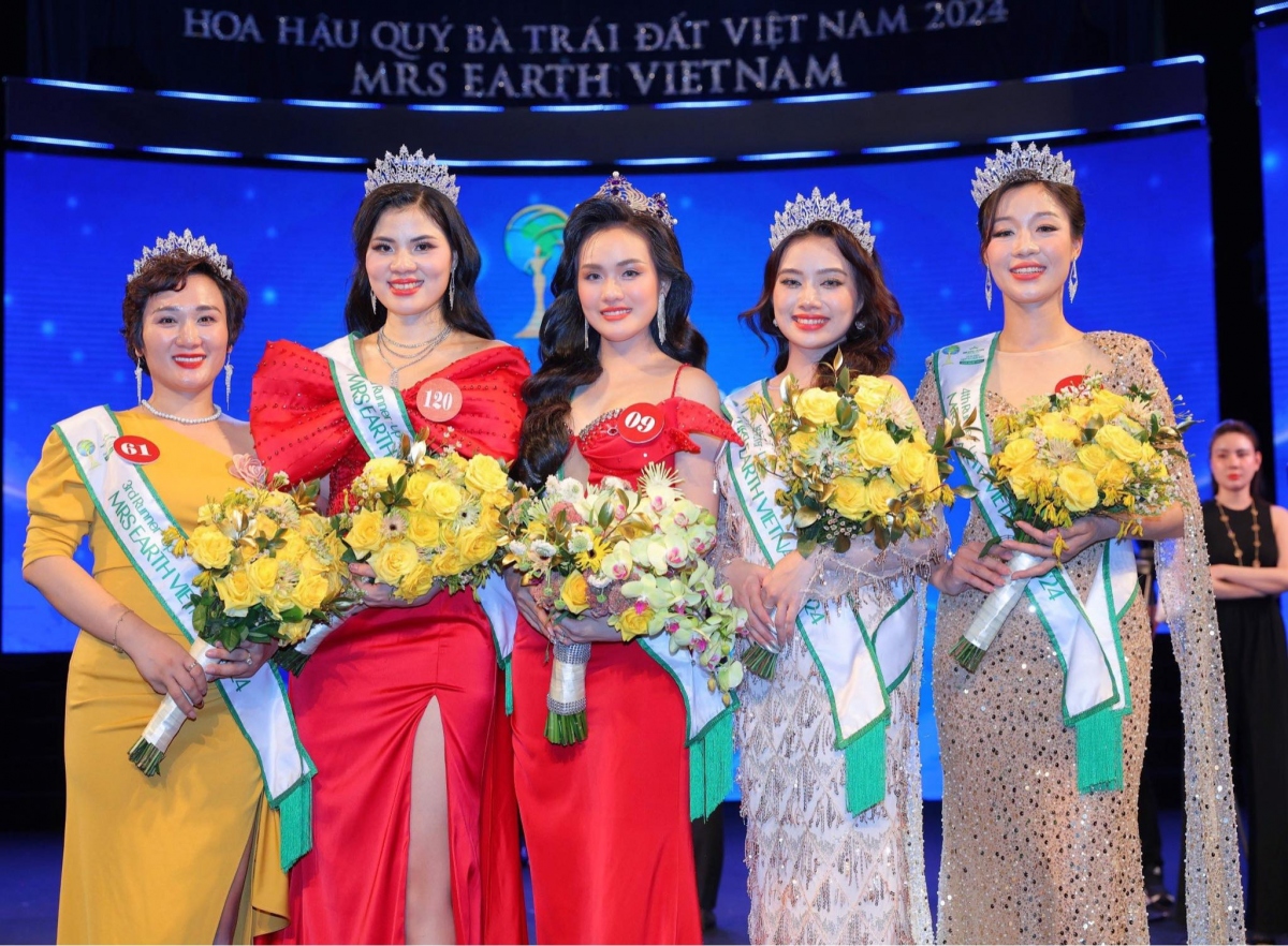 Người đẹp 9X đăng quang Mrs Earth Vietnam 2024