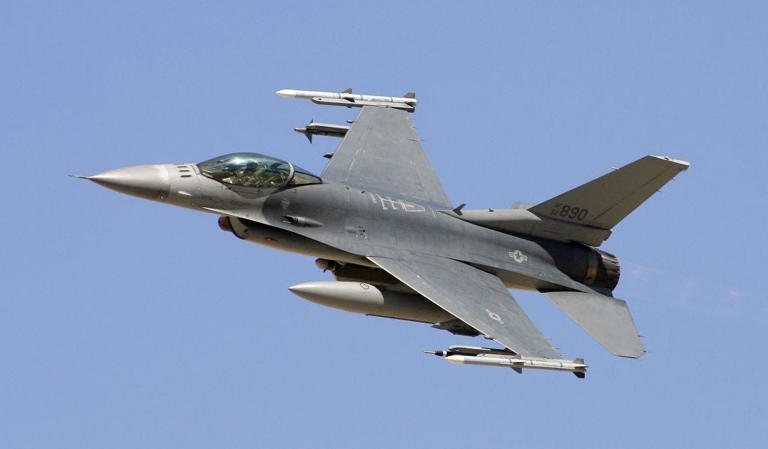 Tiêm kích F-16 có giúp Ukraine đảo ngược tình thế trước đòn tấn công của Nga?