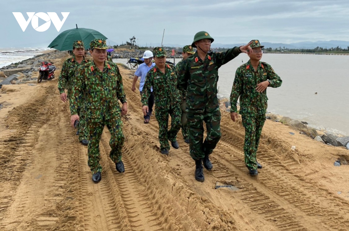 Miền Trung sẵn sàng ứng phó với bão số 9 đổ bộ vào đất liền