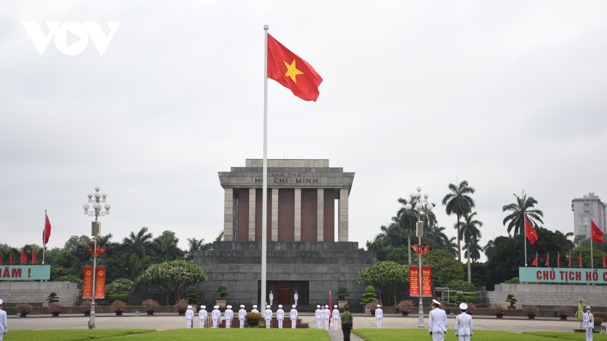 Lễ thượng cờ tại quảng trường Ba Đình và 5 triệu cử tri Hà Nội thực hiện quyền công dân