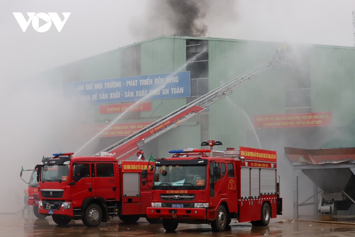 Gần 500 người ở Sơn La tham gia diễn tập chữa cháy và cứu nạn, cứu hộ
