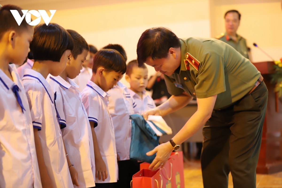 Lãnh đạo Công an Sơn La: "làm cho dân tin là chúng ta thắng lợi"