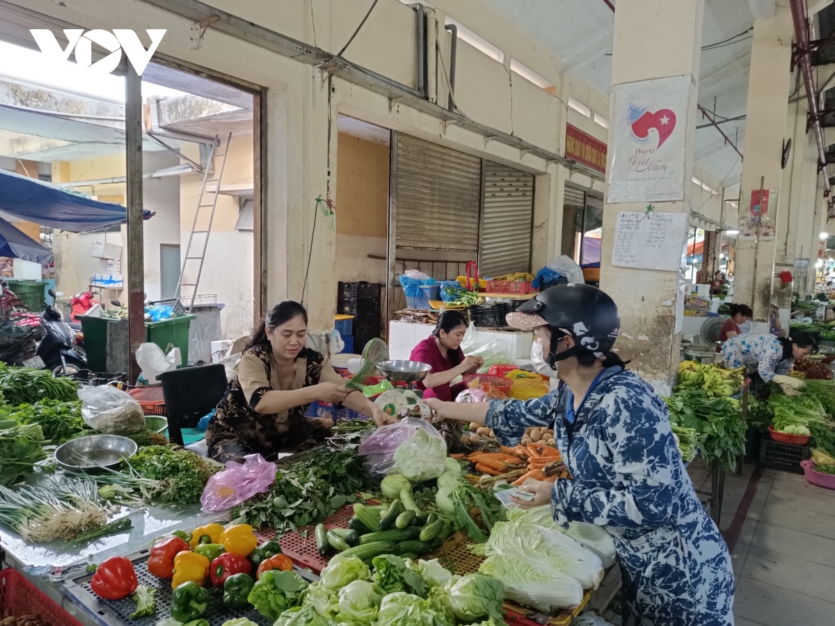 Quận 12 triển khai “chợ không tiền mặt”