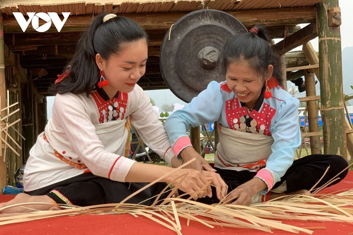 Lan tỏa nét đẹp văn hóa dân tộc Mảng ở Lai Châu