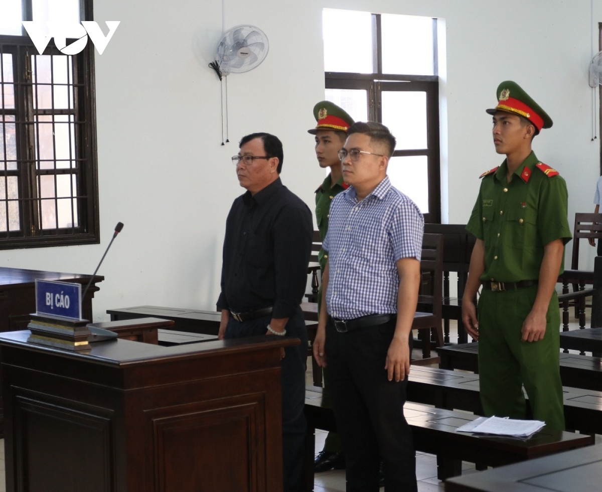 Liên quan Việt Á, cựu cán bộ và nhân viên CDC Ninh Thuận bị phạt 3 năm tù treo
