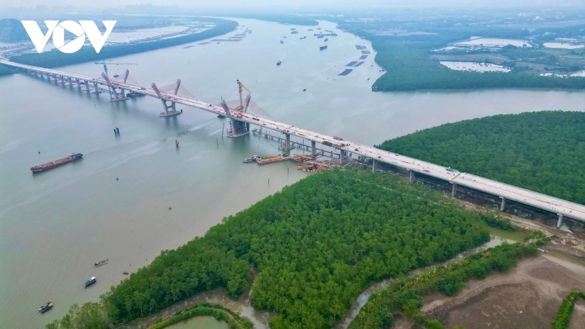 Cầu Bến Rừng (thị xã Quảng Yên, Quảng Ninh) sẽ thông xe tháng 5/2024