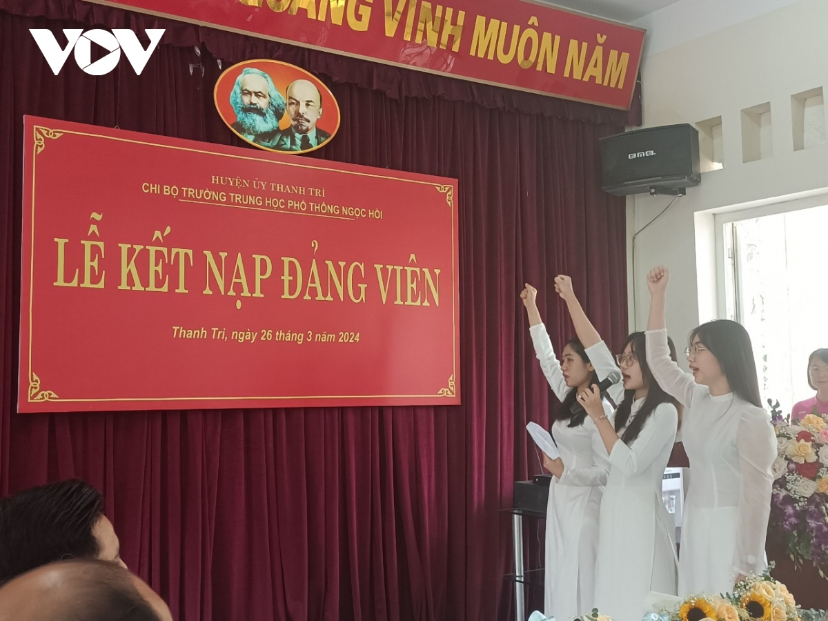 Những "hạt giống đỏ": Khi tôi 18