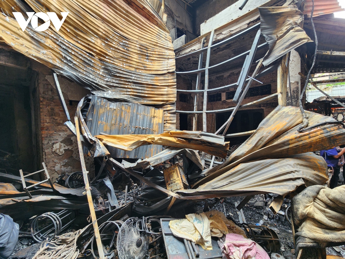 Cô gái trẻ kể tình huống may mắn thoát nạn trong vụ cháy nhà trọ ở Hà Nội