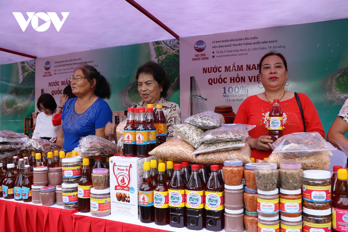 Công bố chỉ dẫn địa lý “Nam Ô” cho sản phẩm nước mắm truyền thống của Đà Nẵng